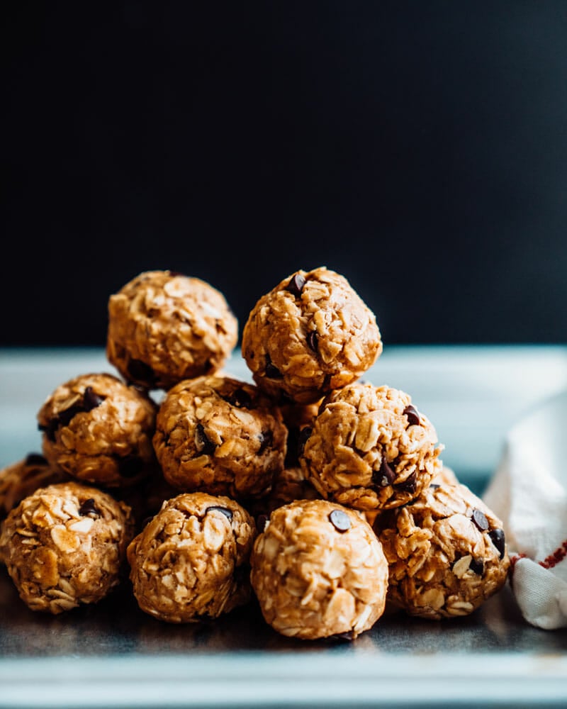 Peanut butter oatmeal balls